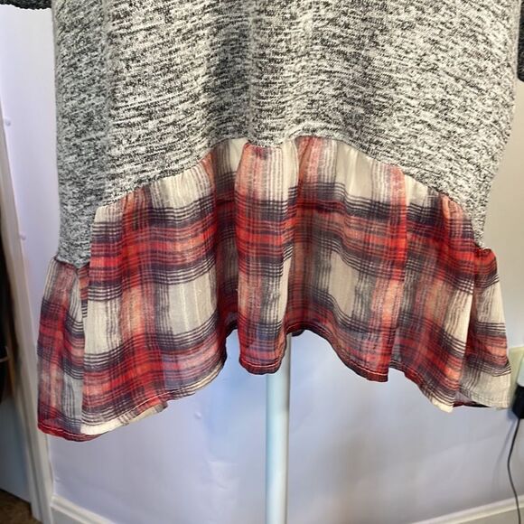 Hi Low top  - Picture 3 of 14